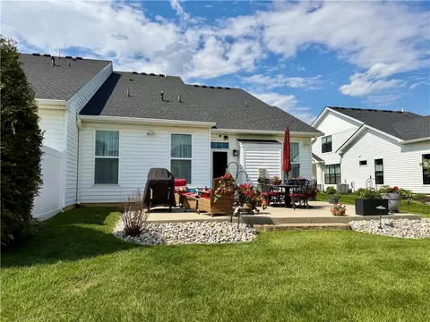 Exterior - 6924 Cedar Dr, Bath, PA 18014 photo 3 of 6