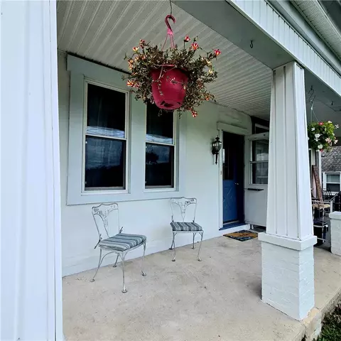 Exterior - 10 Barto Rd, Barto, PA 19504 photo 2 of 4