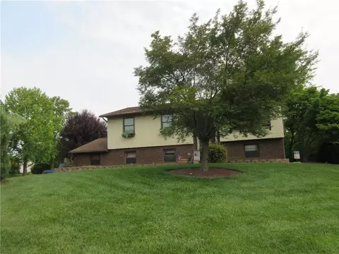 480 Mountain View Rd, Nazareth, PA 18064