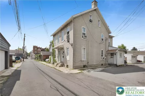 1243 Russell St, Allentown, PA 18102