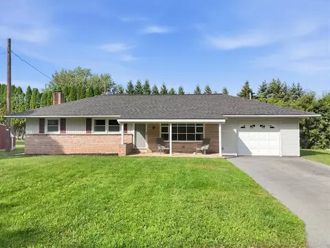 3933 Union Ave, Schnecksville, PA 18078