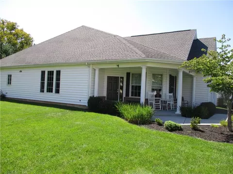 Exterior - 1001 Honor Dr, Bethlehem, PA 18017 photo 2 of 5