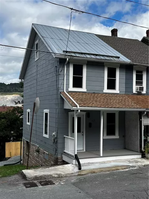 369 Water St, Lansford, PA 18232