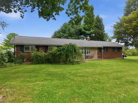 569 Georgetown Rd, Nazareth, PA 18064