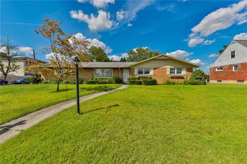1705 E Cedar St, Allentown, PA 18109