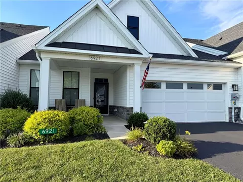 6921 Cedar Dr, Bath, PA 18014