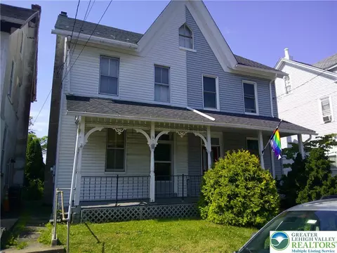 910 W Broad, Quakertown, PA 18951