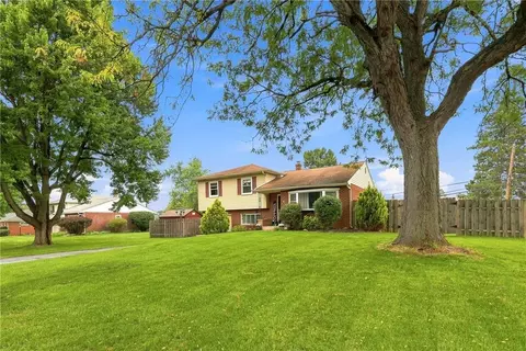 3135 South Dr, Allentown, PA 18103