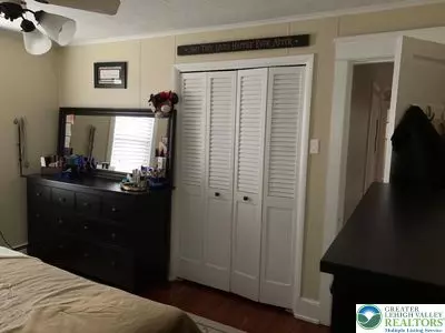 Bedroom - 324 E Laurel St, Bethlehem, PA 18018 photo 3 of 4