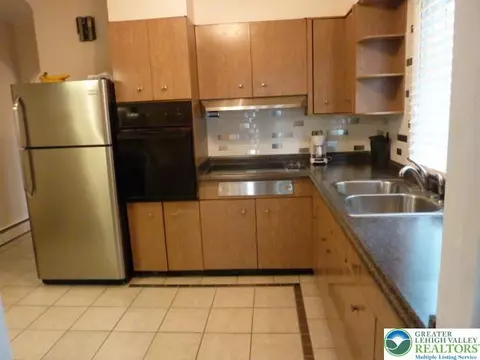 Kitchen - 324 E Laurel St, Bethlehem, PA 18018 photo 1 of 1
