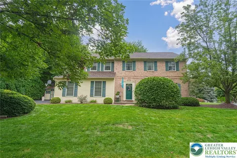 1125 Jaime Cir, Allentown, PA 18106