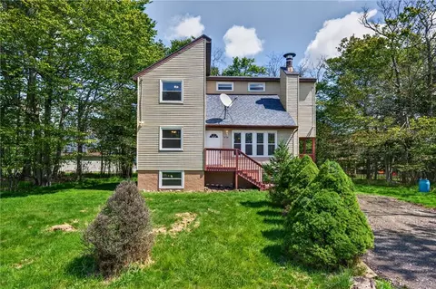 1894 Pinecrest Ct #K739, Coolbaugh Twp, PA 18466