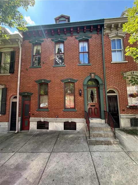 418 N 8th, Allentown, PA 18102