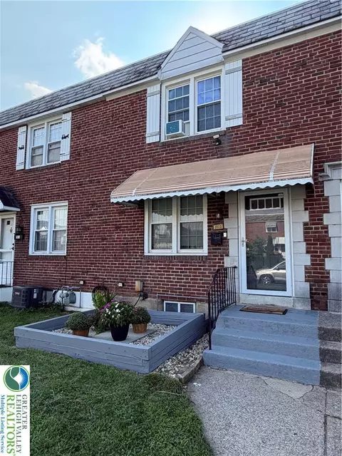 2072 Baker Dr, Allentown, PA 18103