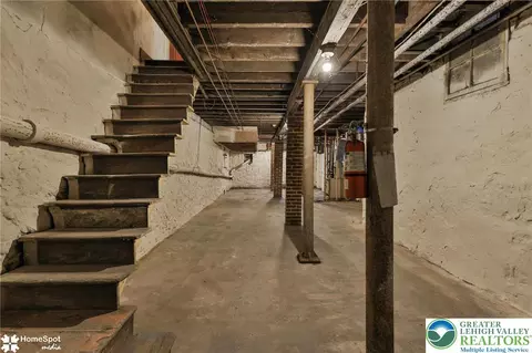 Entry Way - 512 E 4th St, Bethlehem, PA 18015 photo 10 of 14