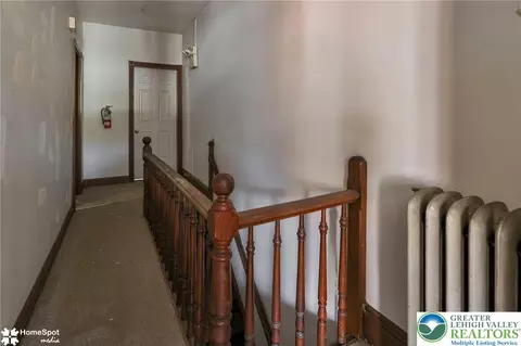 Entry Way - 512 E 4th St, Bethlehem, PA 18015 photo 7 of 14