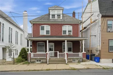 618 W Berwick St, Easton, PA 18042