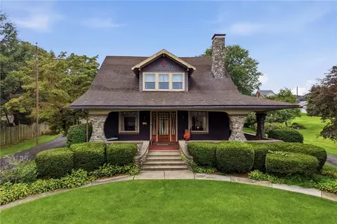 115 N New St, Nazareth, PA 18064