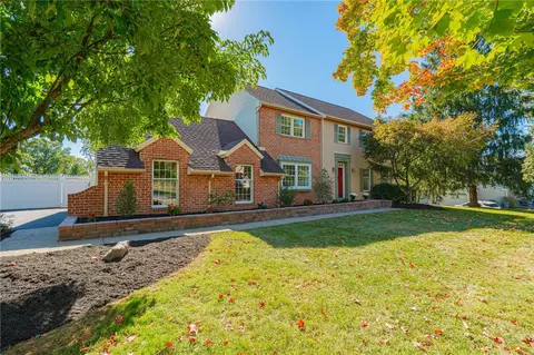 1890 Maplewood Ln, Allentown, PA 18103