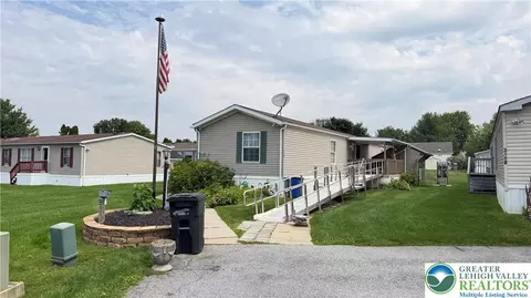 3130 Sherman Dr, Macungie, PA 18062