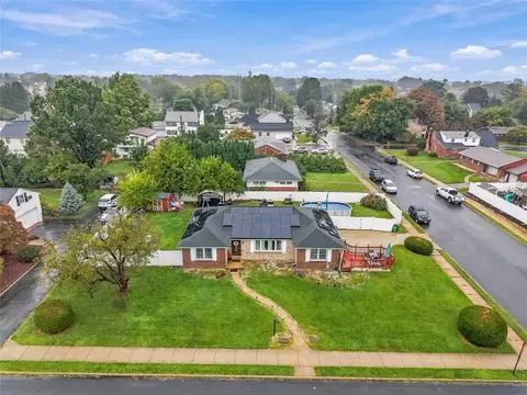 1405 Highland St, Allentown, PA 18102