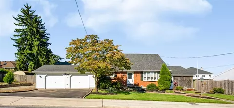 1936 S Bradford St, Allentown, PA 18103