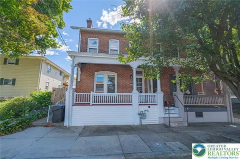 538 Broad St, Emmaus, PA 18049
