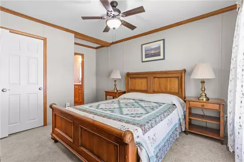 Bedroom - 2 Woodview Ct, Bath, PA 18014 photo 2 of 3