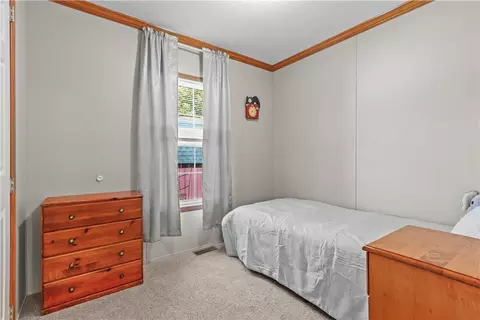 Bedroom - 2 Woodview Ct, Bath, PA 18014 photo 3 of 3
