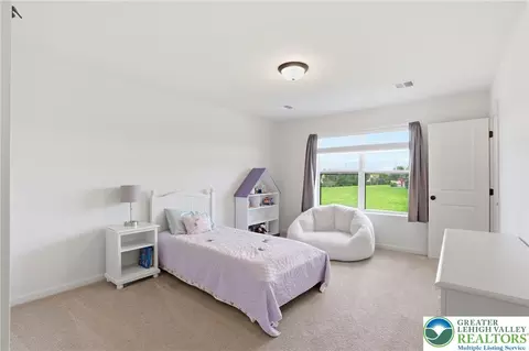 Bedroom - 1275 Keller Rd, Wind Gap, PA 18091 photo 1 of 7