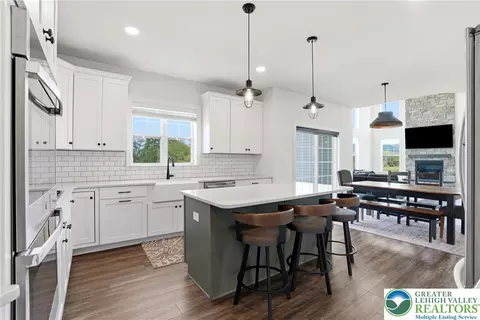 Kitchen - 1275 Keller Rd, Wind Gap, PA 18091 photo 1 of 4