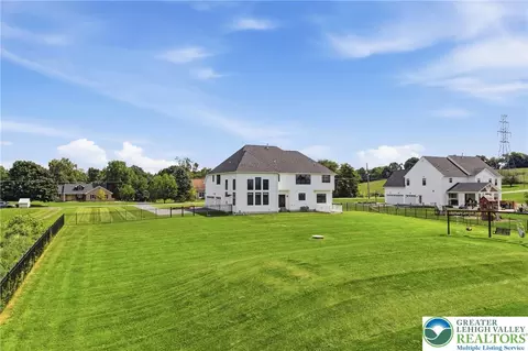 Exterior - 1275 Keller Rd, Wind Gap, PA 18091 photo 5 of 6