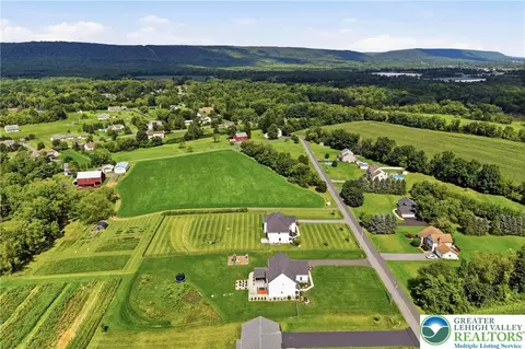 View/Area - 1275 Keller Rd, Wind Gap, PA 18091 photo 4 of 5