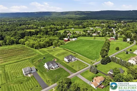 View/Area - 1275 Keller Rd, Wind Gap, PA 18091 photo 5 of 5