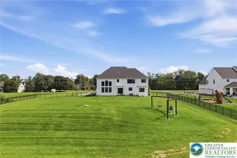 Exterior - 1275 Keller Rd, Wind Gap, PA 18091 photo 4 of 6