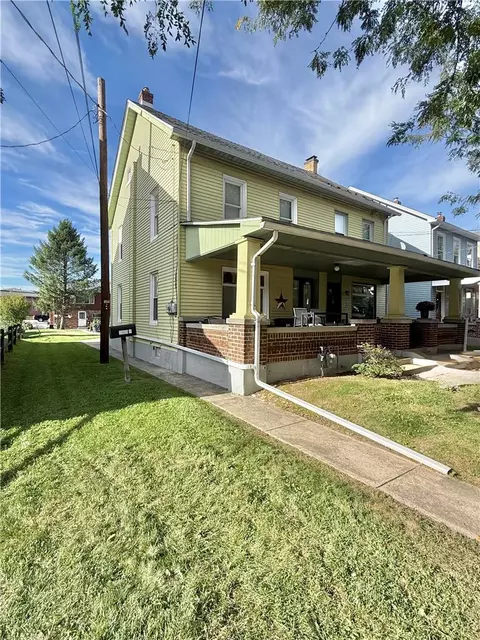 543 Chestnut St, Emmaus, PA 18049