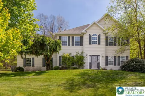 115 Holly Rd, Orwigsburg, PA 17961