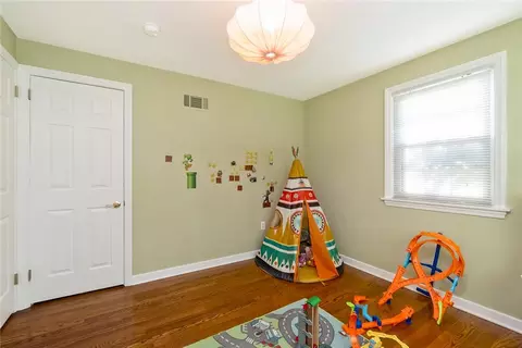 Bedroom - 205 Bridle Path Rd, Bethlehem, PA 18017 photo 5 of 5