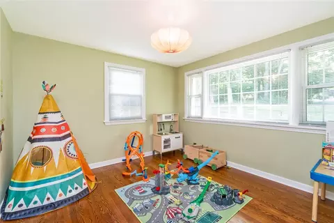 Bedroom - 205 Bridle Path Rd, Bethlehem, PA 18017 photo 4 of 5