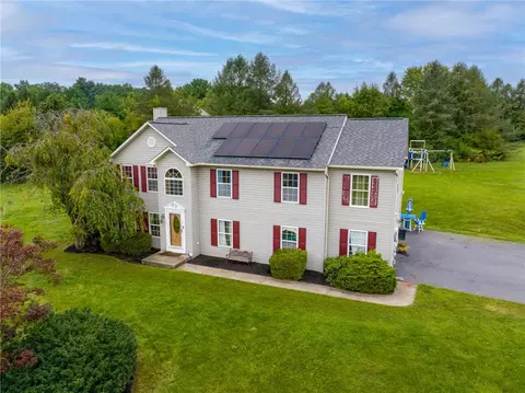 3722 Apple Rd, Orefield, PA 18069