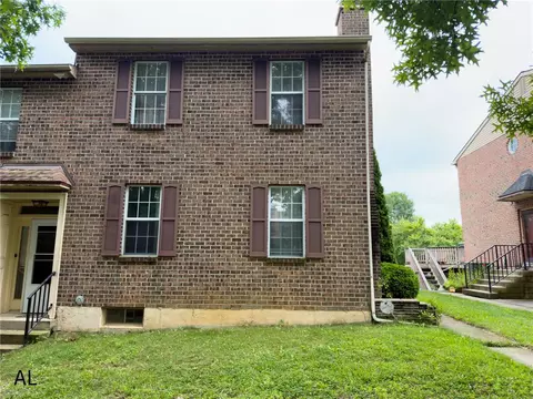 1890 Redwood Dr, Fullerton, PA 18052