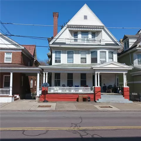 15 East Ave, Mount Carmel, PA 17851