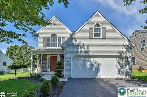 1944 Grigio Pl, Easton, PA 18045