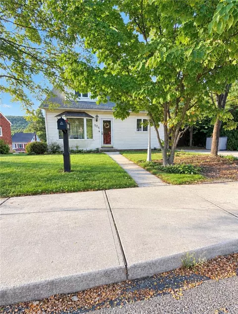 524 E Center St, Nesquehoning, PA 18240