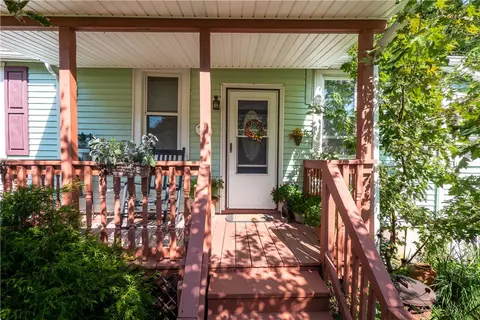 2355 Pennsylvania Ave, Bangor, PA 18013