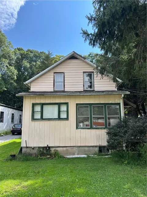 905 Lower South Main St, Bangor, PA 18013