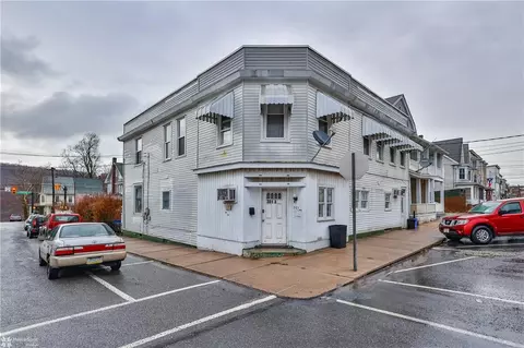 301 Bertsch St, Lansford, PA 18232
