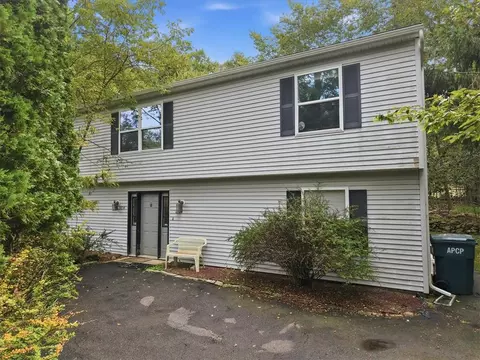 3654 Sugar Berry Ln, Coolbaugh Twp, PA 18466