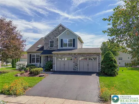 3226 Prydun Dr, Whitehall Twp, PA 18052