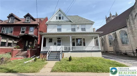 111 Hanover St, Wilkes Barre, PA 18702